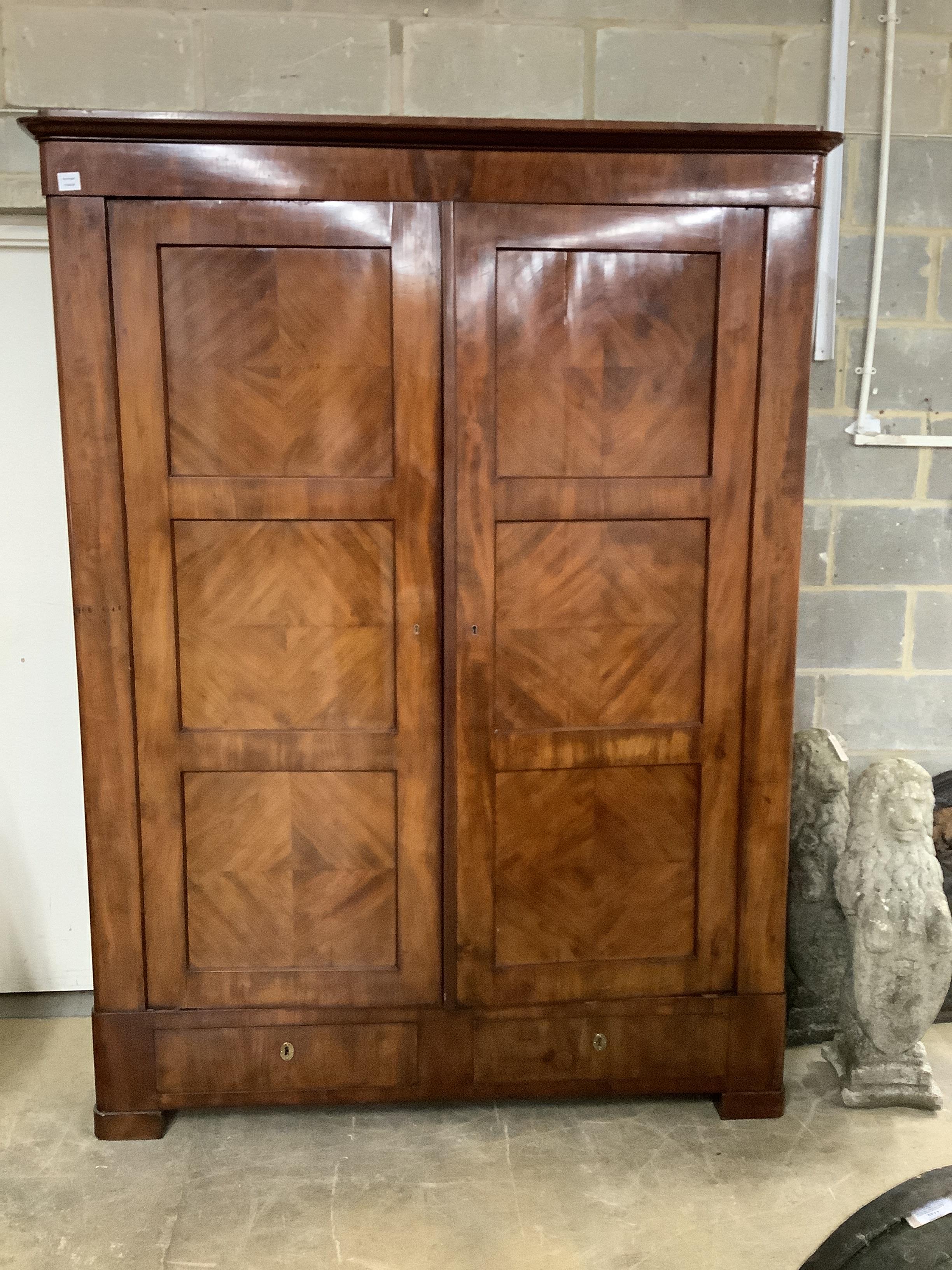 A large 19th century French quarter veneered mahogany wardrobe, width 160cm, depth 60cm, height 211cm